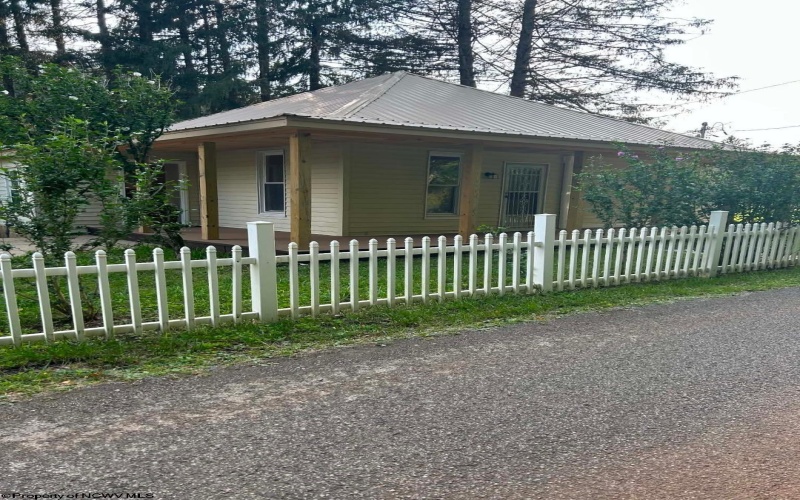 333 Buckhannon Mountain Road, Buckhannon, West Virginia 26201, 2 Bedrooms Bedrooms, 5 Rooms Rooms,1 BathroomBathrooms,Single Family Detached,For Sale,Buckhannon Mountain,0,10166169 333 Buckhannon Mountain Road, Buckhannon, West Virginia 26201, 2 Bedrooms Bedrooms, 5 Rooms Rooms,1 BathroomBathrooms,Single Family Detached,For Sale,Buckhannon Mountain,0,10166169