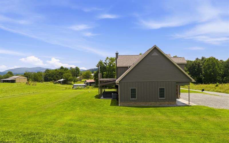 1586 Vannoys Mill Road, Belington, West Virginia 26250, 2 Bedrooms Bedrooms, 5 Rooms Rooms,2 BathroomsBathrooms,Single Family Detached,For Sale,Vannoys Mill,0,10166164 1586 Vannoys Mill Road, Belington, West Virginia 26250, 2 Bedrooms Bedrooms, 5 Rooms Rooms,2 BathroomsBathrooms,Single Family Detached,For Sale,Vannoys Mill,0,10166164