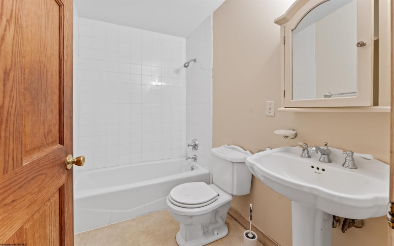 381 Meadow Lane, Bruceton Mills, West Virginia 26525, 4 Bedrooms Bedrooms, 10 Rooms Rooms,3 BathroomsBathrooms,Single Family Detached,For Sale,Meadow,0,10166168 381 Meadow Lane, Bruceton Mills, West Virginia 26525, 4 Bedrooms Bedrooms, 10 Rooms Rooms,3 BathroomsBathrooms,Single Family Detached,For Sale,Meadow,0,10166168