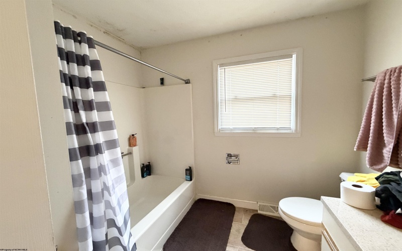 38 Cliffside Drive, Morgantown, West Virginia 26501, 2 Bedrooms Bedrooms, 4 Rooms Rooms,1 BathroomBathrooms,Single Family Attached,For Sale,Cliffside,0,10163805