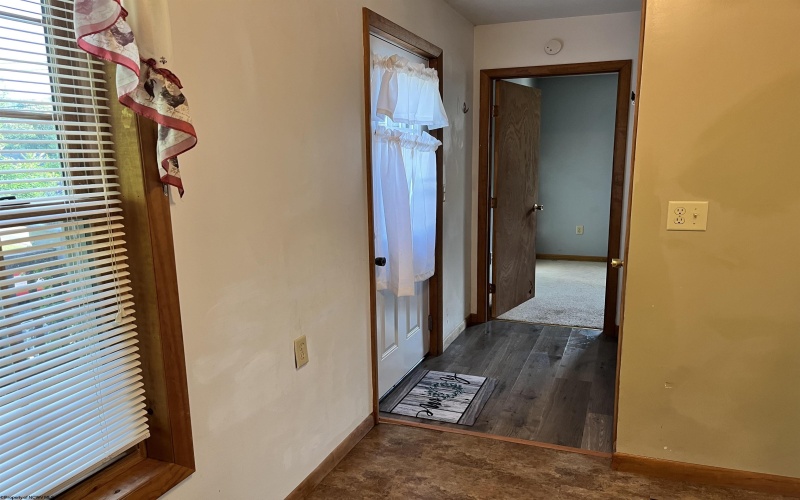 312 W Main Street, Glenville, West Virginia 26351, 0 , 0 ,0,Multi-unit/income,For Sale,W Main,0,10166177