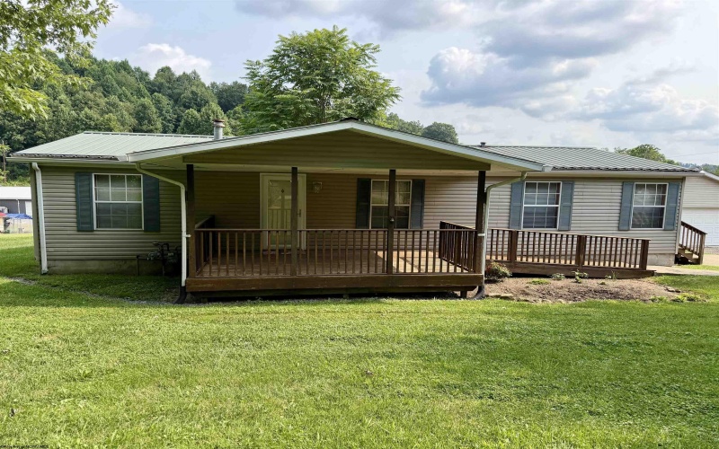 266 Taylor School Road, Bridgeport, West Virginia 26330, 3 Bedrooms Bedrooms, 5 Rooms Rooms,2 BathroomsBathrooms,Single Family Detached,For Sale,Taylor School,0,10166194 266 Taylor School Road, Bridgeport, West Virginia 26330, 3 Bedrooms Bedrooms, 5 Rooms Rooms,2 BathroomsBathrooms,Single Family Detached,For Sale,Taylor School,0,10166194