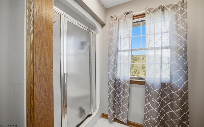 242 Linmad Lane, Lost Creek, West Virginia 26385, 4 Bedrooms Bedrooms, 9 Rooms Rooms,2 BathroomsBathrooms,Single Family Detached,For Sale,Linmad,0,10166195