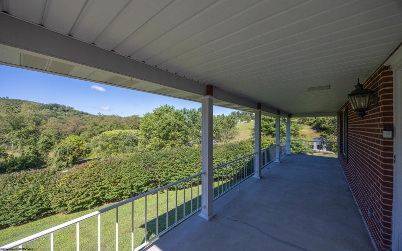 242 Linmad Lane, Lost Creek, West Virginia 26385, 4 Bedrooms Bedrooms, 9 Rooms Rooms,2 BathroomsBathrooms,Single Family Detached,For Sale,Linmad,0,10166195