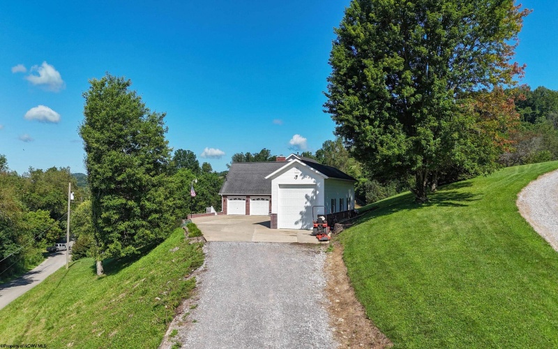 242 Linmad Lane, Lost Creek, West Virginia 26385, 4 Bedrooms Bedrooms, 9 Rooms Rooms,2 BathroomsBathrooms,Single Family Detached,For Sale,Linmad,0,10166195
