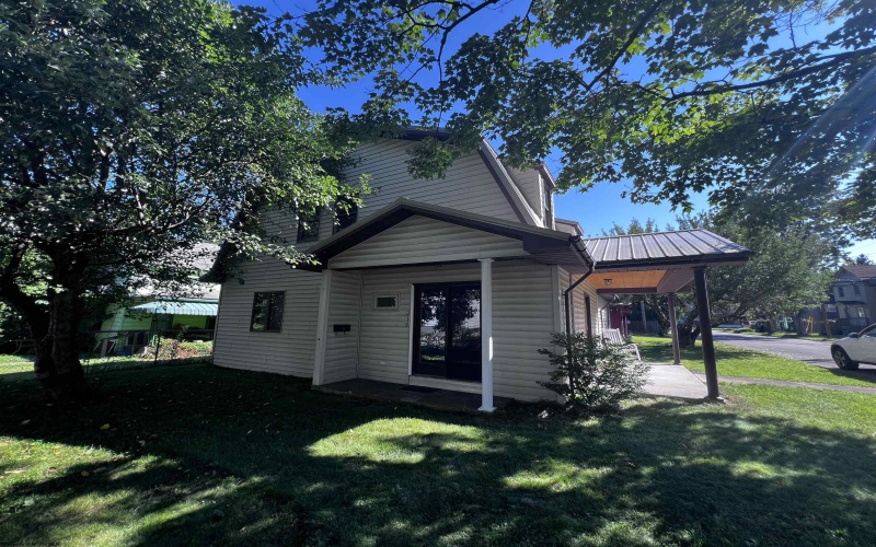 219 Center Street, Elkins, West Virginia 26241, 3 Bedrooms Bedrooms, 8 Rooms Rooms,2 BathroomsBathrooms,Single Family Detached,For Sale,Center,0,10166189 219 Center Street, Elkins, West Virginia 26241, 3 Bedrooms Bedrooms, 8 Rooms Rooms,2 BathroomsBathrooms,Single Family Detached,For Sale,Center,0,10166189