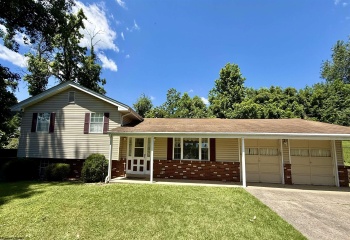 139 GOLF Drive, Fairmont, West Virginia 26554, 3 Bedrooms Bedrooms, 8 Rooms Rooms,2 BathroomsBathrooms,Single Family Detached,For Sale,GOLF,0,10166188