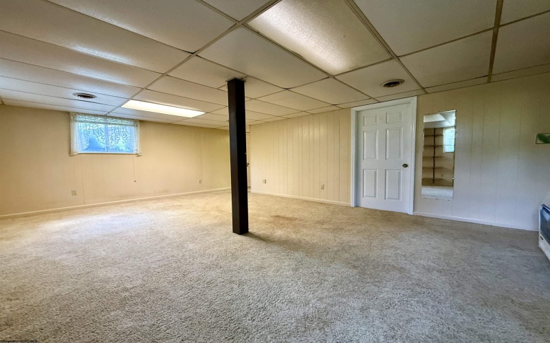 139 GOLF Drive, Fairmont, West Virginia 26554, 3 Bedrooms Bedrooms, 8 Rooms Rooms,2 BathroomsBathrooms,Single Family Detached,For Sale,GOLF,0,10166188