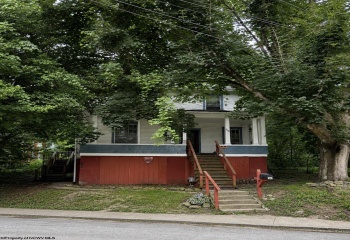 114 High Street, Weston, West Virginia 26452, 3 Bedrooms Bedrooms, 8 Rooms Rooms,1 BathroomBathrooms,Single Family Detached,For Sale,High,0,10166179