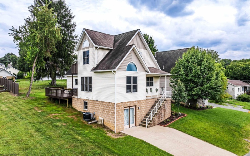 252 Main Street, Morgantown, West Virginia 26505, 3 Bedrooms Bedrooms, 9 Rooms Rooms,3 BathroomsBathrooms,Single Family Detached,For Sale,Main,0,10166185 252 Main Street, Morgantown, West Virginia 26505, 3 Bedrooms Bedrooms, 9 Rooms Rooms,3 BathroomsBathrooms,Single Family Detached,For Sale,Main,0,10166185