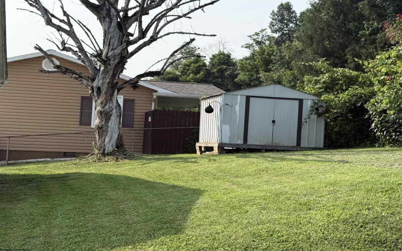 8265 Gordon Street, Stonewood, West Virginia 26301, 2 Bedrooms Bedrooms, 4 Rooms Rooms,1 BathroomBathrooms,Single Family Detached,For Sale,Gordon,0,10166186 8265 Gordon Street, Stonewood, West Virginia 26301, 2 Bedrooms Bedrooms, 4 Rooms Rooms,1 BathroomBathrooms,Single Family Detached,For Sale,Gordon,0,10166186