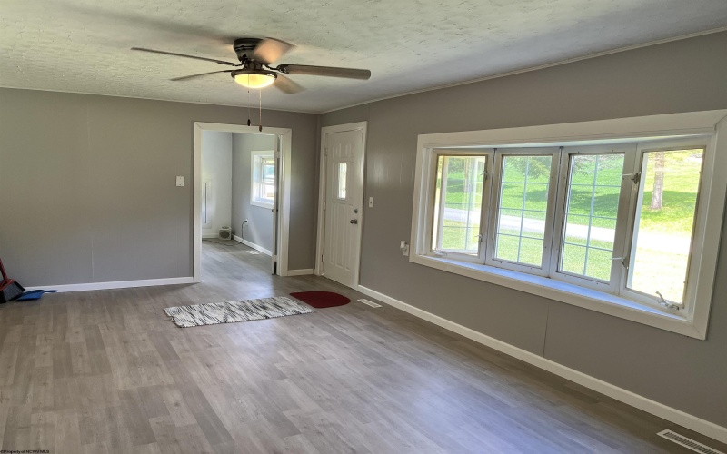 301 Lucy Lane, Buckhannon, West Virginia 26201, 2 Bedrooms Bedrooms, 9 Rooms Rooms,2 BathroomsBathrooms,Single Family Detached,For Sale,Lucy,0,10166199