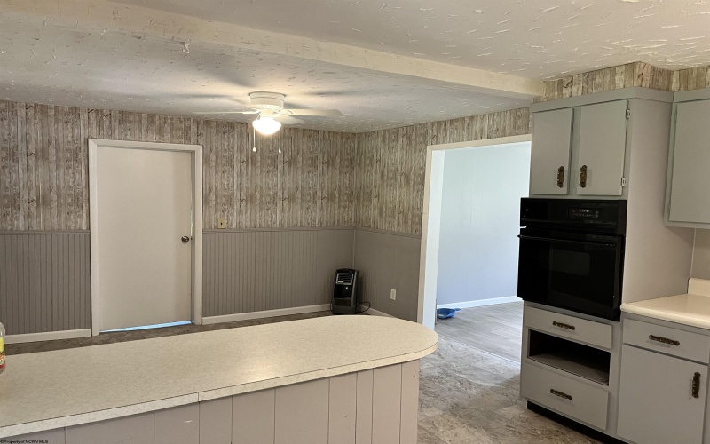 301 Lucy Lane, Buckhannon, West Virginia 26201, 2 Bedrooms Bedrooms, 9 Rooms Rooms,2 BathroomsBathrooms,Single Family Detached,For Sale,Lucy,0,10166199