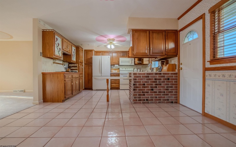 207 Buchanan Drive, Masontown, Pennsylvania 15461, 3 Bedrooms Bedrooms, 11 Rooms Rooms,2 BathroomsBathrooms,Single Family Detached,For Sale,Buchanan,0,10166201