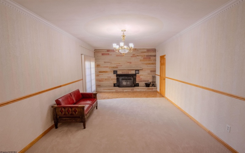 207 Buchanan Drive, Masontown, Pennsylvania 15461, 3 Bedrooms Bedrooms, 11 Rooms Rooms,2 BathroomsBathrooms,Single Family Detached,For Sale,Buchanan,0,10166201