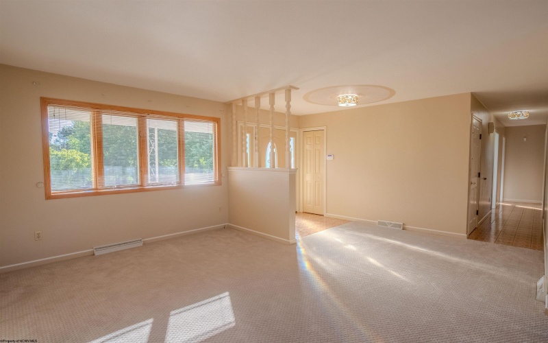 207 Buchanan Drive, Masontown, Pennsylvania 15461, 3 Bedrooms Bedrooms, 11 Rooms Rooms,2 BathroomsBathrooms,Single Family Detached,For Sale,Buchanan,0,10166201