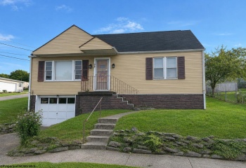 210 Poolside Drive, Mannington, West Virginia 26582, 3 Bedrooms Bedrooms, 6 Rooms Rooms,1 BathroomBathrooms,Single Family Detached,For Sale,Poolside,0,10166202