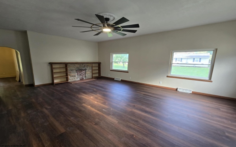 331 Maple Avenue, Grafton, West Virginia 26354, 3 Bedrooms Bedrooms, 7 Rooms Rooms,1 BathroomBathrooms,Single Family Detached,For Sale,Maple,0,10166204