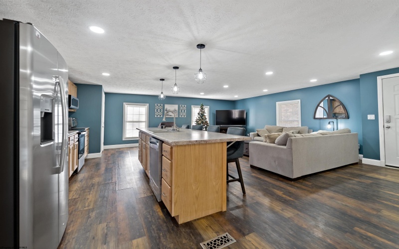 3368 Owl Creek Road, Morgantown, West Virginia 26508, 3 Bedrooms Bedrooms, 6 Rooms Rooms,2 BathroomsBathrooms,Single Family Detached,For Sale,Owl Creek,0,10166206