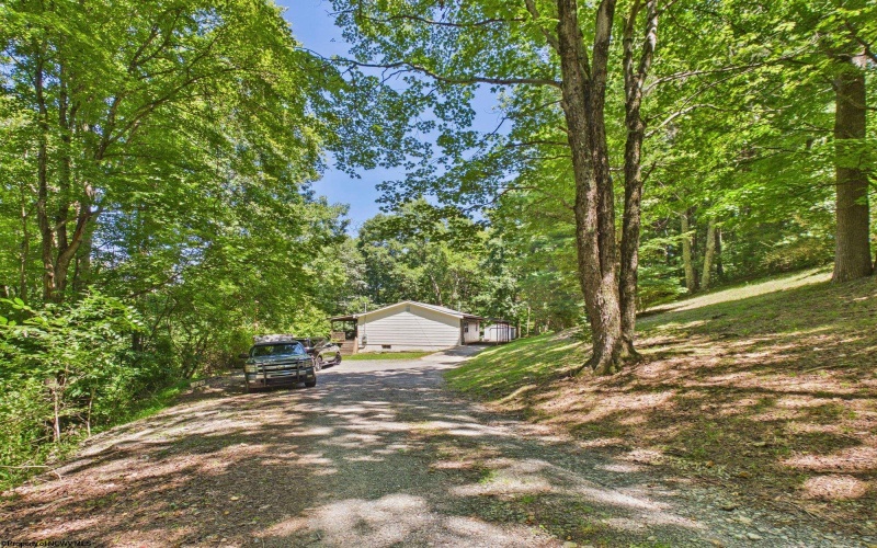 365 Shumaker Road, Buckhannon, West Virginia 26201, 3 Bedrooms Bedrooms, 7 Rooms Rooms,1 BathroomBathrooms,Single Family Detached,For Sale,Shumaker,0,10166207