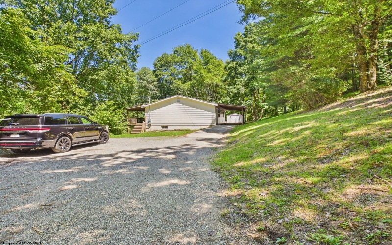 365 Shumaker Road, Buckhannon, West Virginia 26201, 3 Bedrooms Bedrooms, 7 Rooms Rooms,1 BathroomBathrooms,Single Family Detached,For Sale,Shumaker,0,10166207