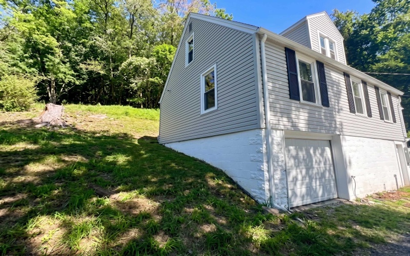630 Bunner Ridge Road, Fairmont, West Virginia 26555, 2 Bedrooms Bedrooms, 5 Rooms Rooms,1 BathroomBathrooms,Single Family Detached,For Sale,Bunner Ridge,0,10166210 630 Bunner Ridge Road, Fairmont, West Virginia 26555, 2 Bedrooms Bedrooms, 5 Rooms Rooms,1 BathroomBathrooms,Single Family Detached,For Sale,Bunner Ridge,0,10166210