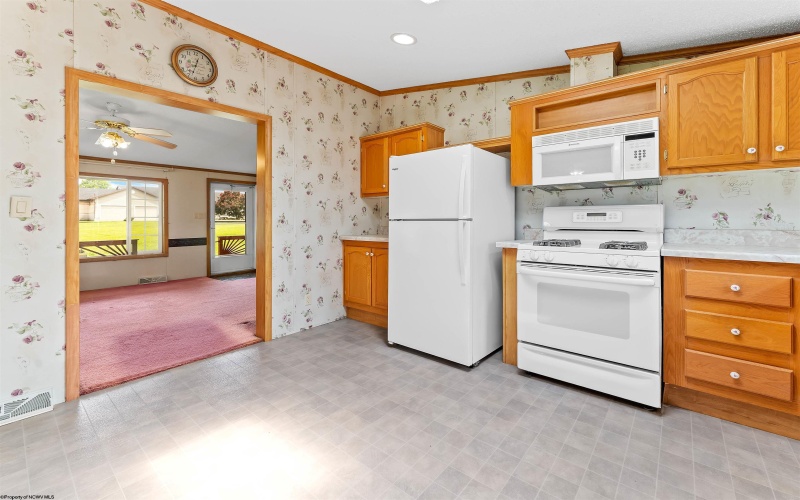 56 VISTA Lane, Bruceton Mills, West Virginia 26525, 3 Bedrooms Bedrooms, 9 Rooms Rooms,2 BathroomsBathrooms,Single Family Detached,For Sale,VISTA,0,10166211 56 VISTA Lane, Bruceton Mills, West Virginia 26525, 3 Bedrooms Bedrooms, 9 Rooms Rooms,2 BathroomsBathrooms,Single Family Detached,For Sale,VISTA,0,10166211