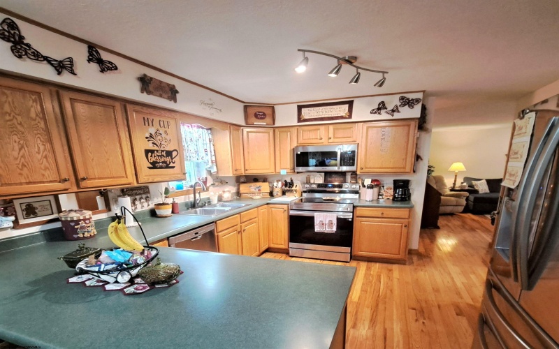 250 Deerfield Circle, Kingwood, West Virginia 26537, 3 Bedrooms Bedrooms, 13 Rooms Rooms,2 BathroomsBathrooms,Single Family Detached,For Sale,Deerfield,0,10166220 250 Deerfield Circle, Kingwood, West Virginia 26537, 3 Bedrooms Bedrooms, 13 Rooms Rooms,2 BathroomsBathrooms,Single Family Detached,For Sale,Deerfield,0,10166220