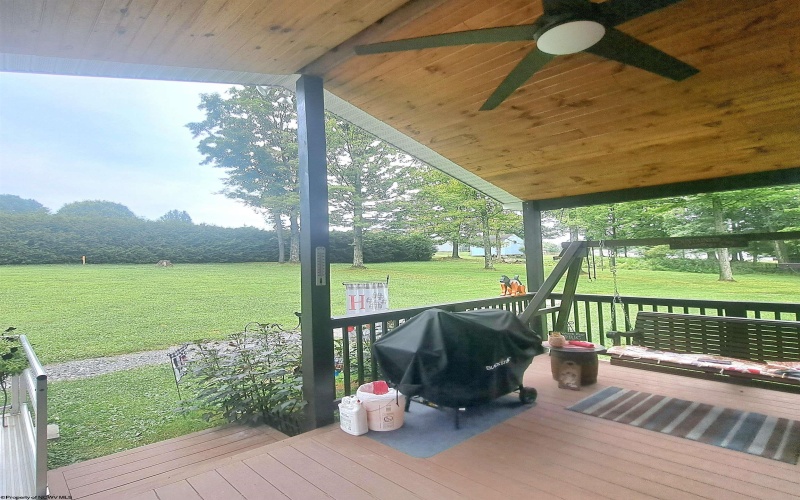250 Deerfield Circle, Kingwood, West Virginia 26537, 3 Bedrooms Bedrooms, 13 Rooms Rooms,2 BathroomsBathrooms,Single Family Detached,For Sale,Deerfield,0,10166220 250 Deerfield Circle, Kingwood, West Virginia 26537, 3 Bedrooms Bedrooms, 13 Rooms Rooms,2 BathroomsBathrooms,Single Family Detached,For Sale,Deerfield,0,10166220