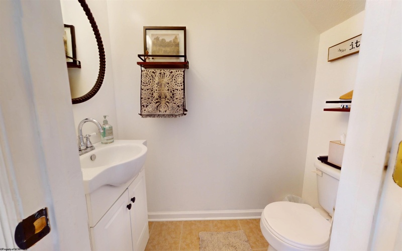 2606 Serene Drive, Fairmont, West Virginia 26554, 3 Bedrooms Bedrooms, 6 Rooms Rooms,2 BathroomsBathrooms,Single Family Attached,For Sale,Serene,0,10166219