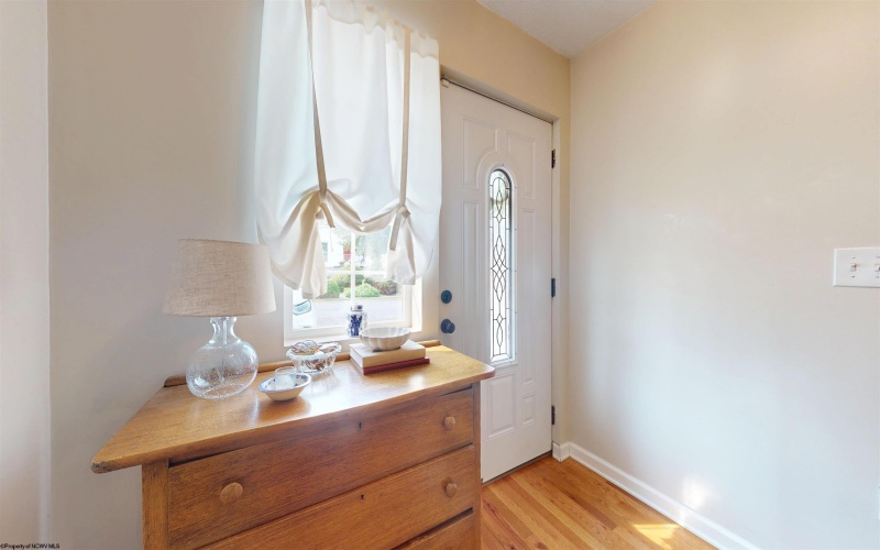 2606 Serene Drive, Fairmont, West Virginia 26554, 3 Bedrooms Bedrooms, 6 Rooms Rooms,2 BathroomsBathrooms,Single Family Attached,For Sale,Serene,0,10166219