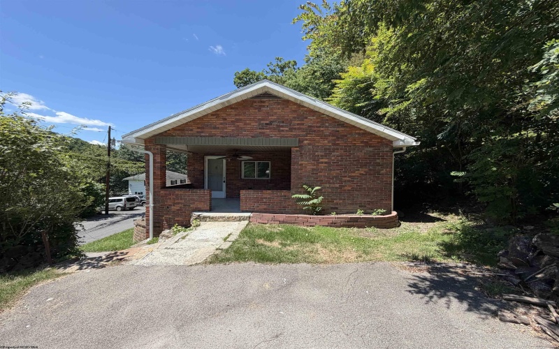 292 Sterling Road, Fairmont, West Virginia 26554, 2 Bedrooms Bedrooms, 6 Rooms Rooms,1 BathroomBathrooms,Single Family Detached,For Sale,Sterling,0,10166238
