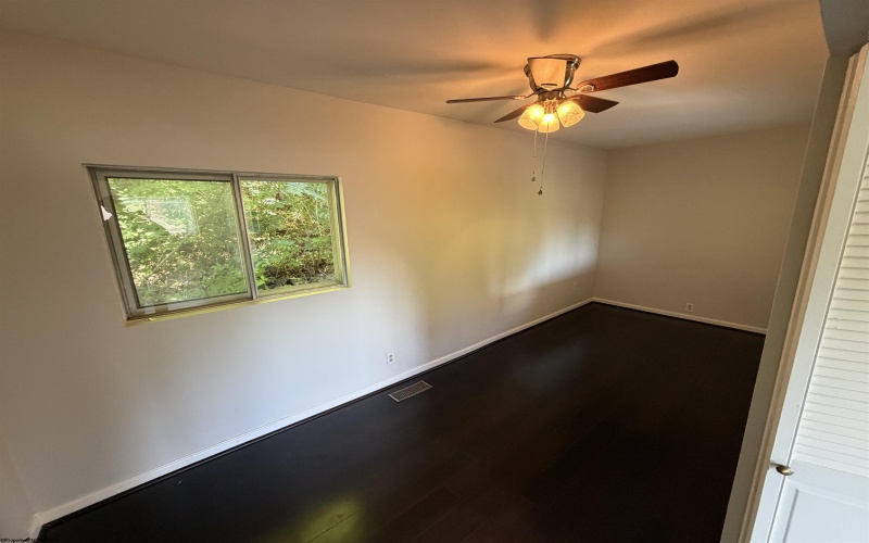292 Sterling Road, Fairmont, West Virginia 26554, 2 Bedrooms Bedrooms, 6 Rooms Rooms,1 BathroomBathrooms,Single Family Detached,For Sale,Sterling,0,10166238