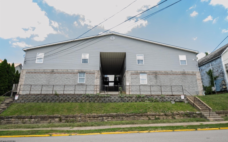 512 McLane Avenue, Morgantown, West Virginia 26505, 3 Bedrooms Bedrooms, 9 Rooms Rooms,2 BathroomsBathrooms,Single Family Attached,For Sale,McLane,0,10166222 512 McLane Avenue, Morgantown, West Virginia 26505, 3 Bedrooms Bedrooms, 9 Rooms Rooms,2 BathroomsBathrooms,Single Family Attached,For Sale,McLane,0,10166222