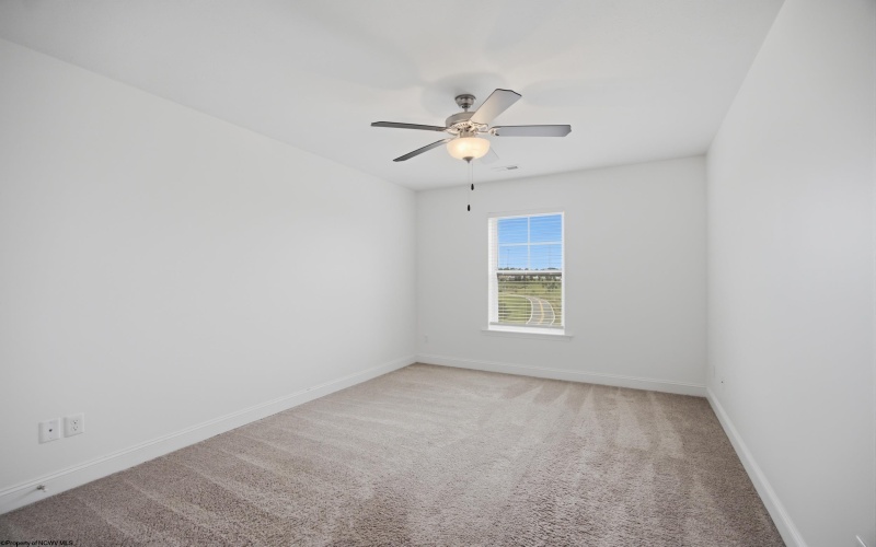 120 Red Oak Lane, Morgantown, West Virginia 26501, 3 Bedrooms Bedrooms, 7 Rooms Rooms,2 BathroomsBathrooms,Single Family Attached,For Sale,Red Oak,0,10166239