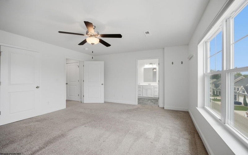 120 Red Oak Lane, Morgantown, West Virginia 26501, 3 Bedrooms Bedrooms, 7 Rooms Rooms,2 BathroomsBathrooms,Single Family Attached,For Sale,Red Oak,0,10166239