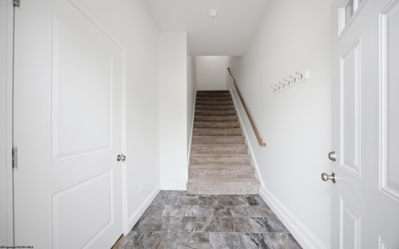 120 Red Oak Lane, Morgantown, West Virginia 26501, 3 Bedrooms Bedrooms, 7 Rooms Rooms,2 BathroomsBathrooms,Single Family Attached,For Sale,Red Oak,0,10166239