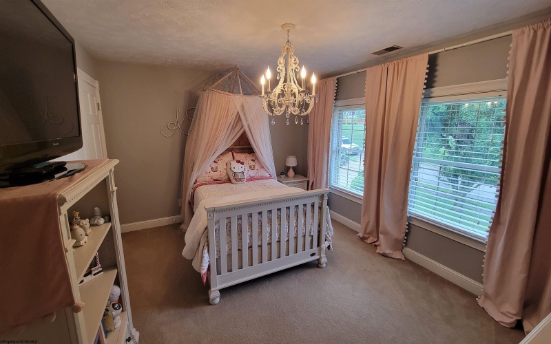 7008 Victorian Drive, Fairmont, West Virginia 26554, 5 Bedrooms Bedrooms, 13 Rooms Rooms,3 BathroomsBathrooms,Single Family Detached,For Sale,Victorian,0,10166229