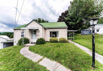 115 Williams Street, Kingwood, West Virginia 26537, 2 Bedrooms Bedrooms, 4 Rooms Rooms,1 BathroomBathrooms,Single Family Detached,For Sale,Williams,0,10166228