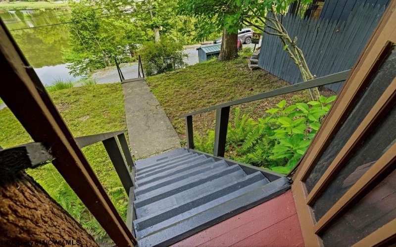 1752 Lake Floyd Circle, Bristol, West Virginia 26426, 2 Bedrooms Bedrooms, 5 Rooms Rooms,1 BathroomBathrooms,Single Family Detached,For Sale,Lake Floyd,0,10166232 1752 Lake Floyd Circle, Bristol, West Virginia 26426, 2 Bedrooms Bedrooms, 5 Rooms Rooms,1 BathroomBathrooms,Single Family Detached,For Sale,Lake Floyd,0,10166232