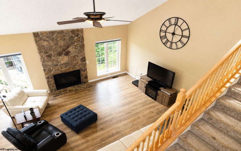 39 Dock View Lane, Morgantown, West Virginia 26508, 4 Bedrooms Bedrooms, 8 Rooms Rooms,2 BathroomsBathrooms,Single Family Detached,For Sale,Dock View,0,10166233