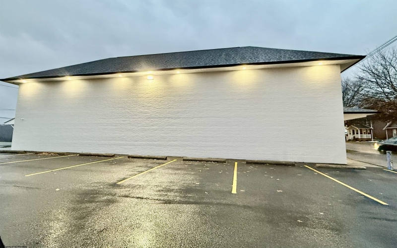 606 Fairmont Avenue, Fairmont, West Virginia 26554, 0 , 0 ,0,Commercial (lease),For Rent,Fairmont,0,10163017