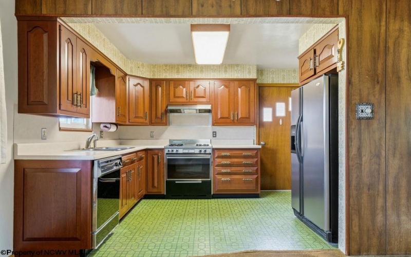 602 Ohio Avenue, Fairmont, West Virginia 26554, 3 Bedrooms Bedrooms, 7 Rooms Rooms,2 BathroomsBathrooms,Single Family Detached,For Sale,Ohio,0,10166243