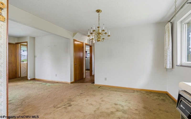 602 Ohio Avenue, Fairmont, West Virginia 26554, 3 Bedrooms Bedrooms, 7 Rooms Rooms,2 BathroomsBathrooms,Single Family Detached,For Sale,Ohio,0,10166243