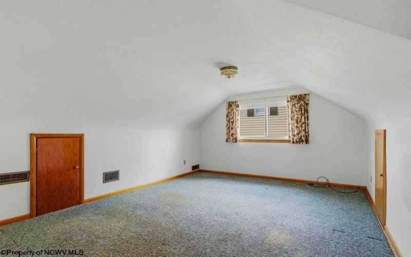 602 Ohio Avenue, Fairmont, West Virginia 26554, 3 Bedrooms Bedrooms, 7 Rooms Rooms,2 BathroomsBathrooms,Single Family Detached,For Sale,Ohio,0,10166243