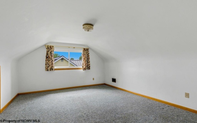 602 Ohio Avenue, Fairmont, West Virginia 26554, 3 Bedrooms Bedrooms, 7 Rooms Rooms,2 BathroomsBathrooms,Single Family Detached,For Sale,Ohio,0,10166243