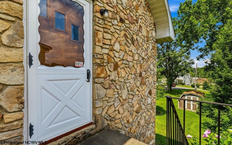 602 Ohio Avenue, Fairmont, West Virginia 26554, 3 Bedrooms Bedrooms, 7 Rooms Rooms,2 BathroomsBathrooms,Single Family Detached,For Sale,Ohio,0,10166243