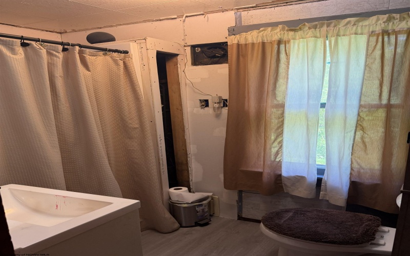 119 Trolley Street, Fairmont, West Virginia 26554, 3 Bedrooms Bedrooms, 6 Rooms Rooms,1 BathroomBathrooms,Single Family Detached,For Sale,Trolley,0,10166248 119 Trolley Street, Fairmont, West Virginia 26554, 3 Bedrooms Bedrooms, 6 Rooms Rooms,1 BathroomBathrooms,Single Family Detached,For Sale,Trolley,0,10166248