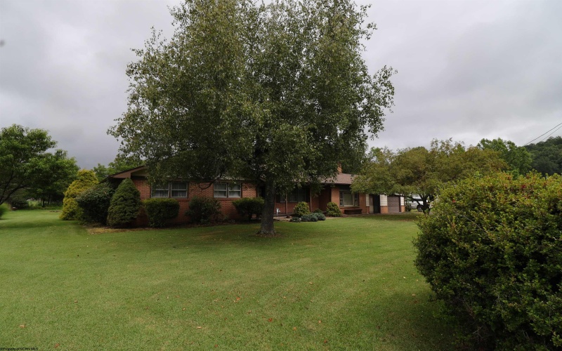 279 Hillcrest Drive, Elkins, West Virginia 26241, 3 Bedrooms Bedrooms, 7 Rooms Rooms,2 BathroomsBathrooms,Single Family Detached,For Sale,Hillcrest,0,10166247