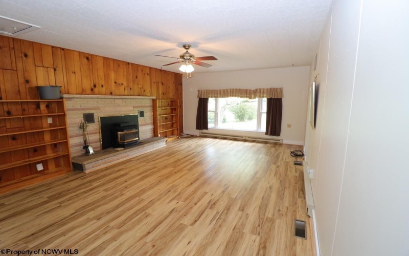 279 Hillcrest Drive, Elkins, West Virginia 26241, 3 Bedrooms Bedrooms, 7 Rooms Rooms,2 BathroomsBathrooms,Single Family Detached,For Sale,Hillcrest,0,10166247